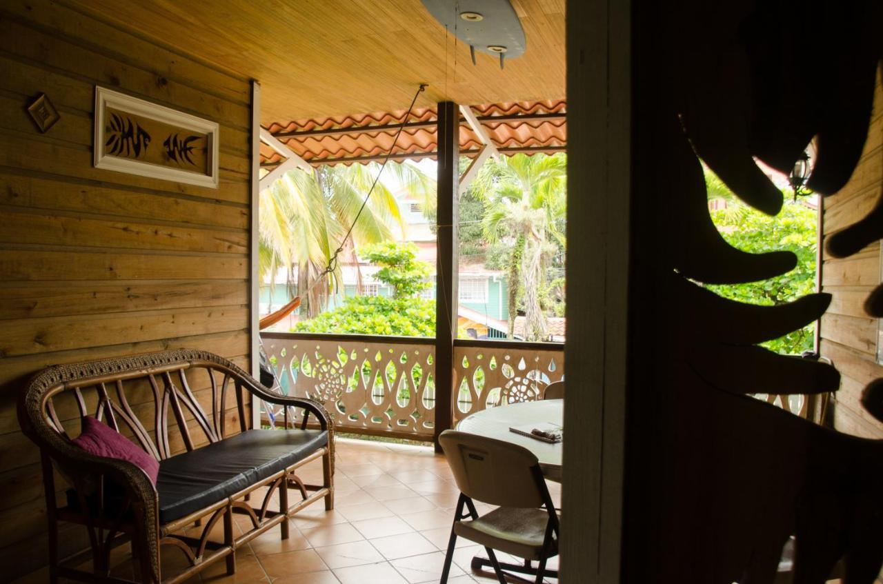Spanish By The Sea - Bocas Bocas Town Exterior foto
